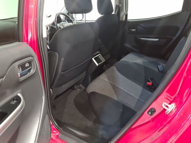 2020 Mitsubishi L200 2.2 DI-D DC WARRIOR PICKUP DOUBLE CAB 4DR MANUAL 4WD 150 BHP Pickup Diesel M...