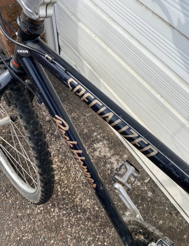 Retro Specialized 17”