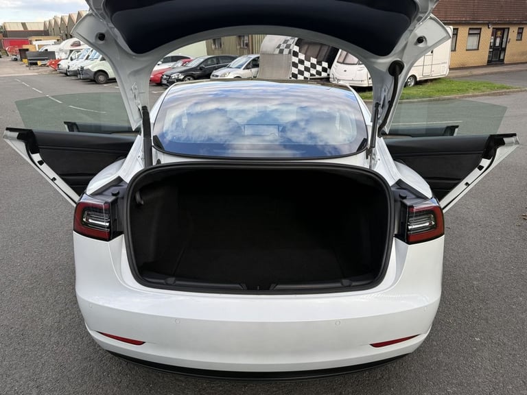 2021 Tesla Model 3 Standard Plus 4dr Auto SALOON ELECTRIC Automatic