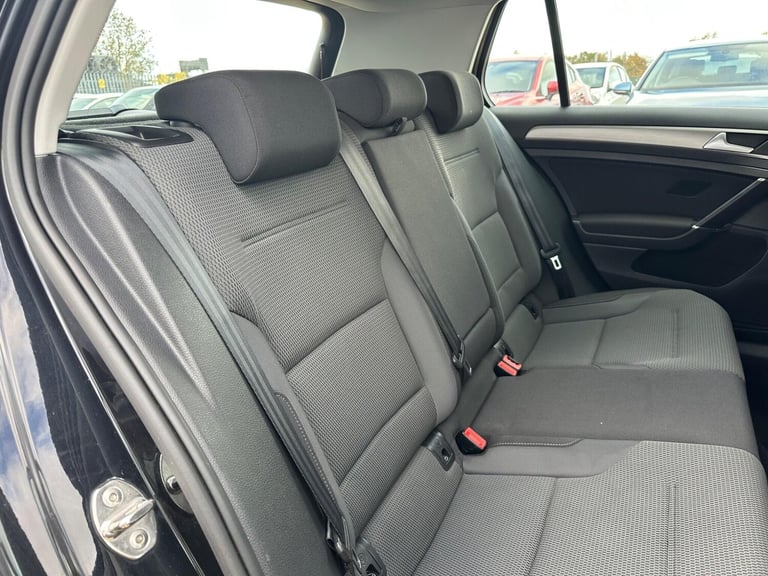 2014 Volkswagen Golf 2.0 TDI BlueMotion Tech SE Euro 5 (s/s) 5dr HATCHBACK Diesel Manual