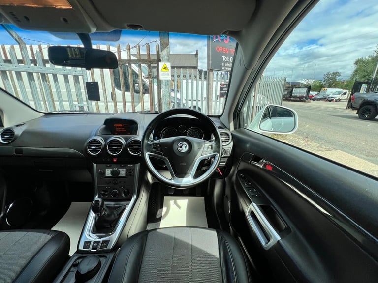 2013 Vauxhall Antara 2.4 Exclusiv 2WD Euro 5 5dr HATCHBACK Petrol Manual