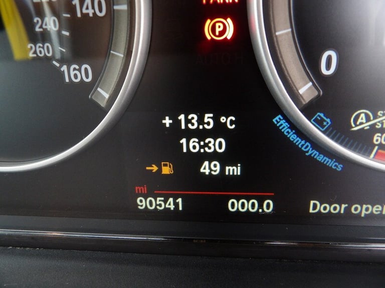 2013 BMW 5 Series 520d SE 4dr SALOON DIESEL Manual