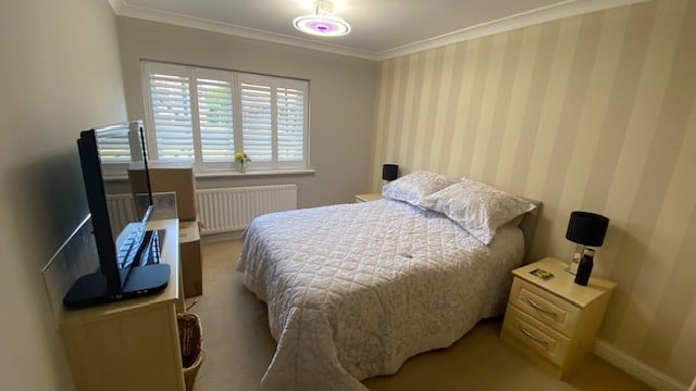 A two bedroom furnished first floor flat with balcony Mosslea Park, Elmsley Road, Mossley Hill L18