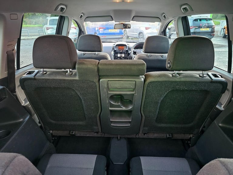 2013 Vauxhall Zafira 1.7 CDTi ecoFLEX Design Euro 5 5dr (SNav) MPV Diesel Manual