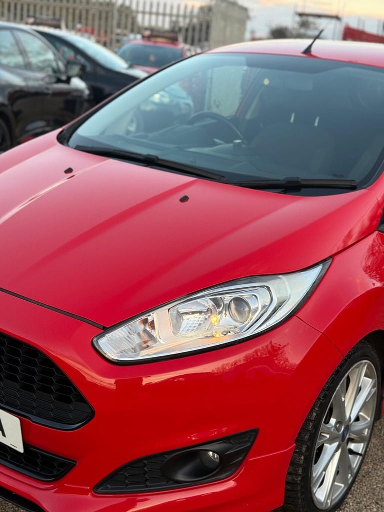 2014 Ford Fiesta 1.0T EcoBoost Zetec S Euro 5 (s/s) 3dr Hatchback Petrol Manual