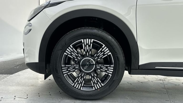 2025 Fiat 600 1.2 MHEV SUV 5dr Petrol Hybrid e-DCT Euro 6 (s/s) (100 ps) Automatic Hatchback Hybr...