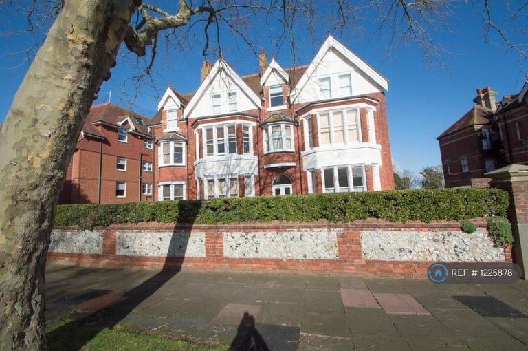 image for 2 bedroom flat in St. Johns Court, Eastbourne, BN20 (2 bed) (#1225878)