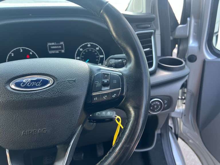 2020 Ford Transit Custom 2.0 EcoBlue 130ps Low Roof D/Cab Limited Van PANEL VAN Diesel Manual