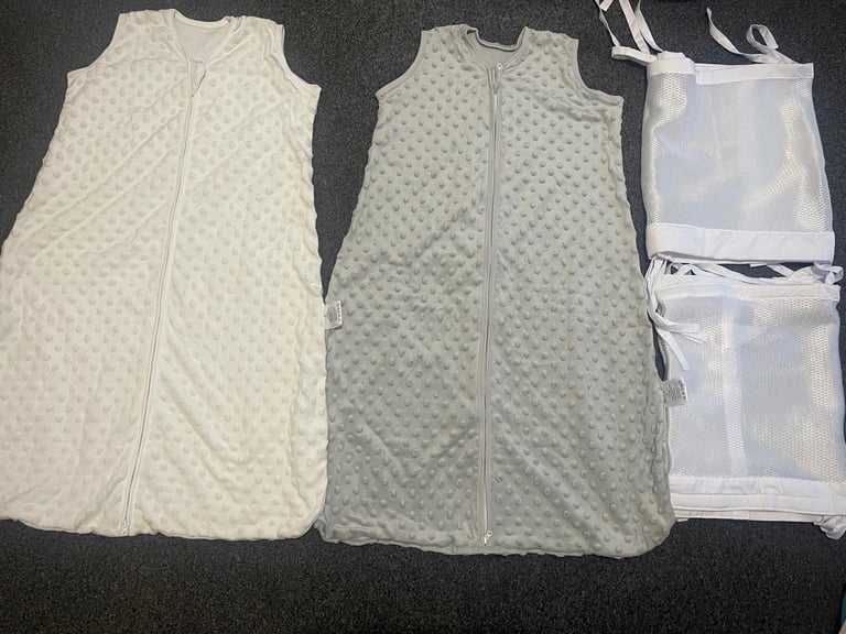 image for 2 Mosebears Baby Sleeping Bags size 18 to 24 and 2 Airflow Net