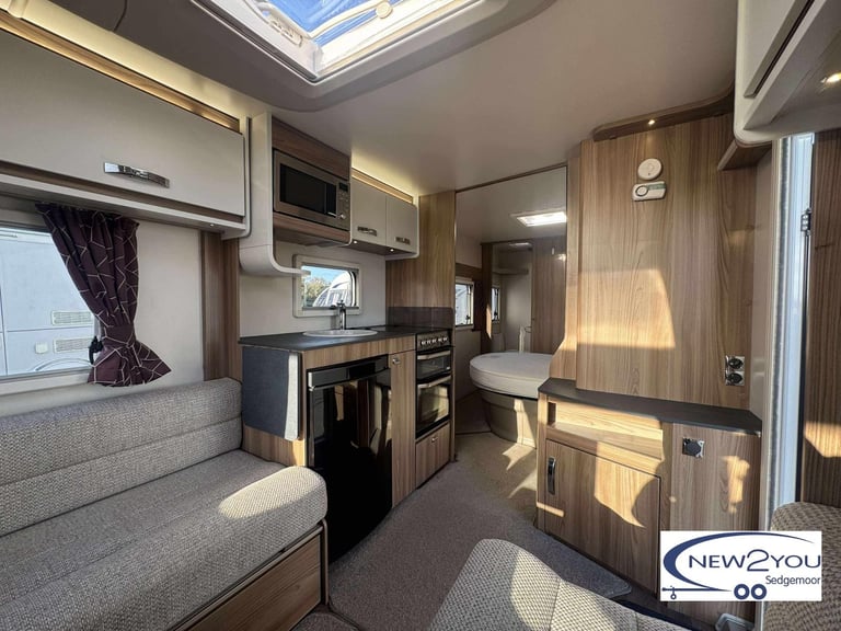 2020 Swift Coastline M4 SB 4 Berth TRANSEVERSE BED Caravan - STOCK NO S090