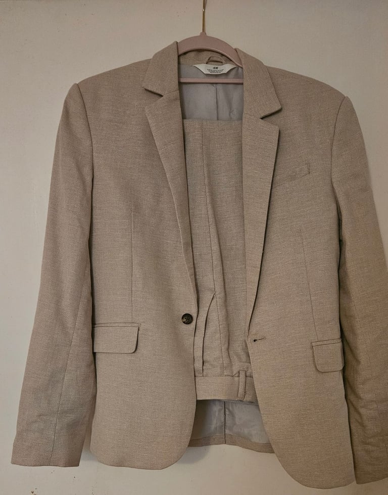 image for H & M beige suit