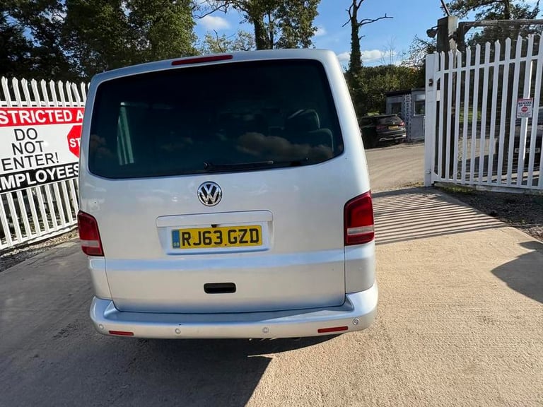 2013 Volkswagen Transporter Transporter T30 SE 102 TDI LWB Minibus DIESEL Manual
