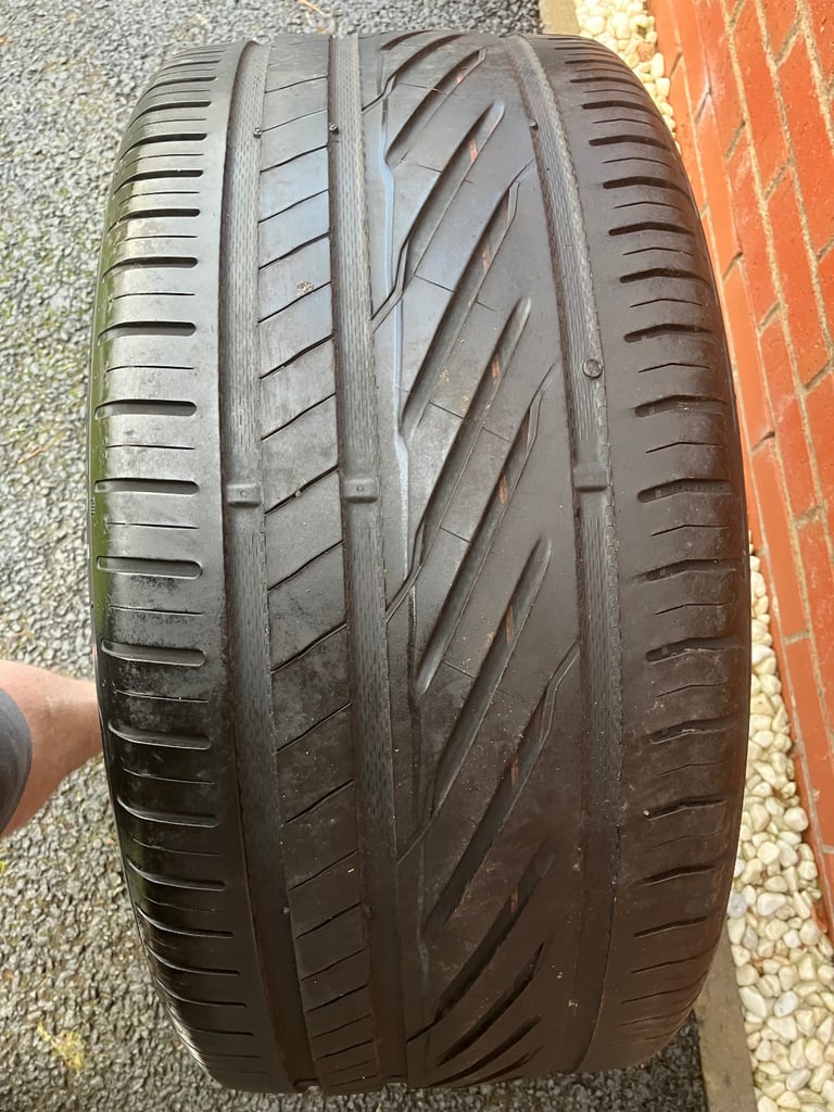 Pair of 275 40 20 XL Uniroyal Rainsport 5 4x4 XL Tyres 