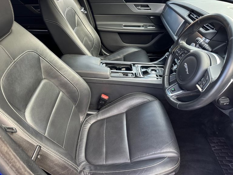 2019 Jaguar XF 2.0d R-Sport Sportbrake 5dr Diesel Auto Euro 6 (s/s) (180 ps) Estate Diesel Automatic