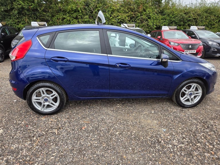 2014 Ford Fiesta 1.0T EcoBoost Zetec Euro 5 (s/s) 5dr Petrol