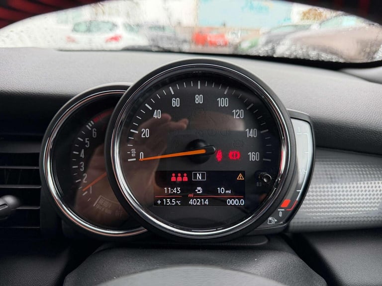 MINI HATCH 1.5 Cooper Sport Euro 6 (s/s) 5dr 2019