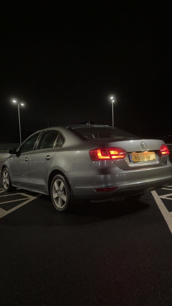 Volkswagen, JETTA, Saloon, 2012, Manual, 1968 (cc), 4 doors