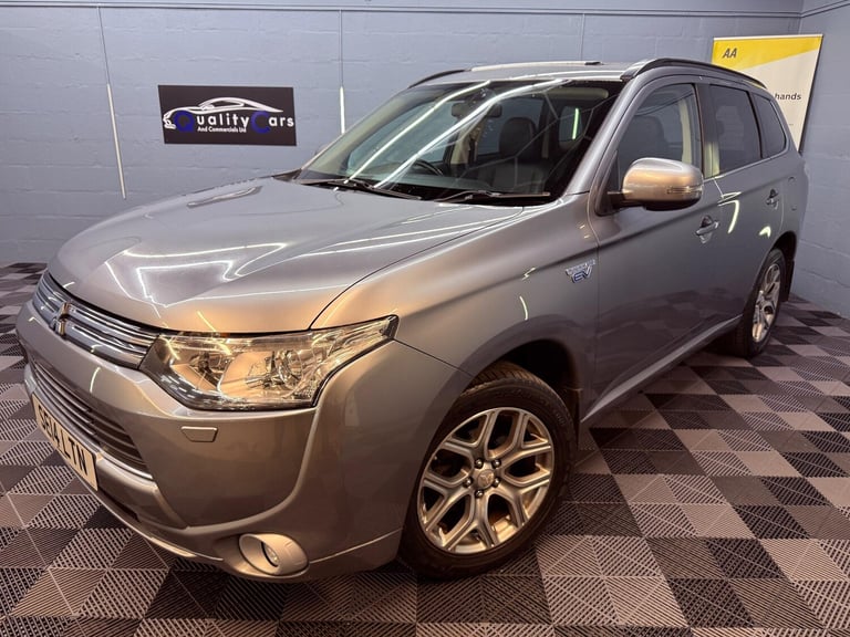 image for 2014 Mitsubishi Outlander 2.0h 12kWh GX4h CVT 4WD Euro 5 (s/s) 5dr ESTATE Petrol/Electric Hybrid ...