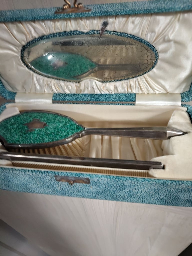 image for Shargreen dressing table set 