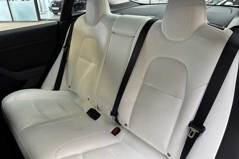 2022 Tesla Model 3 Performance AWD 4dr [Performance Upgrade] Auto SALOON ELECTRIC Automatic