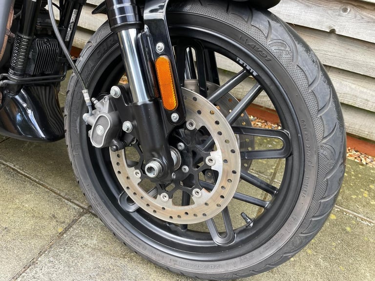 2019 / 19 Harley-Davidson Sportster 1200 CX ROADSTER £6000 Black 19559 miles