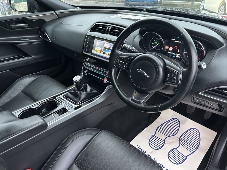 JAGUAR XE XE SPEC NEW MOT 2015