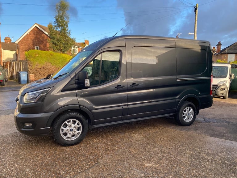 FORD TRANSIT 2.0 Transit Limited Van 350 L2 2.0L EcoBlue 130PS FWD 6 Speed