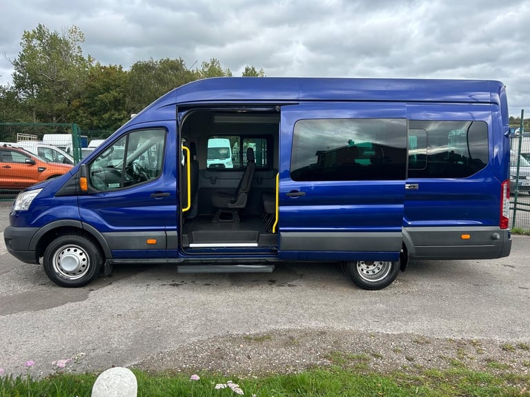 2016 Ford Transit 2.2 TDCi 460 HDT Trend Minibus 5dr Diesel Manual L4 H3 (17 Seats) (196 g/km NA ...