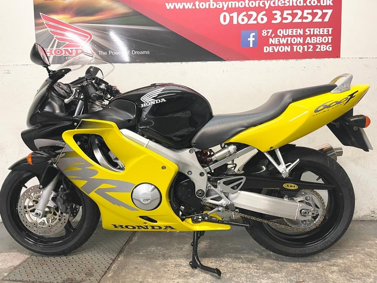 HONDA CBR600FY 2000 W REG JUST 24403 MILES A REALLY LOVELY EXAMPLE
