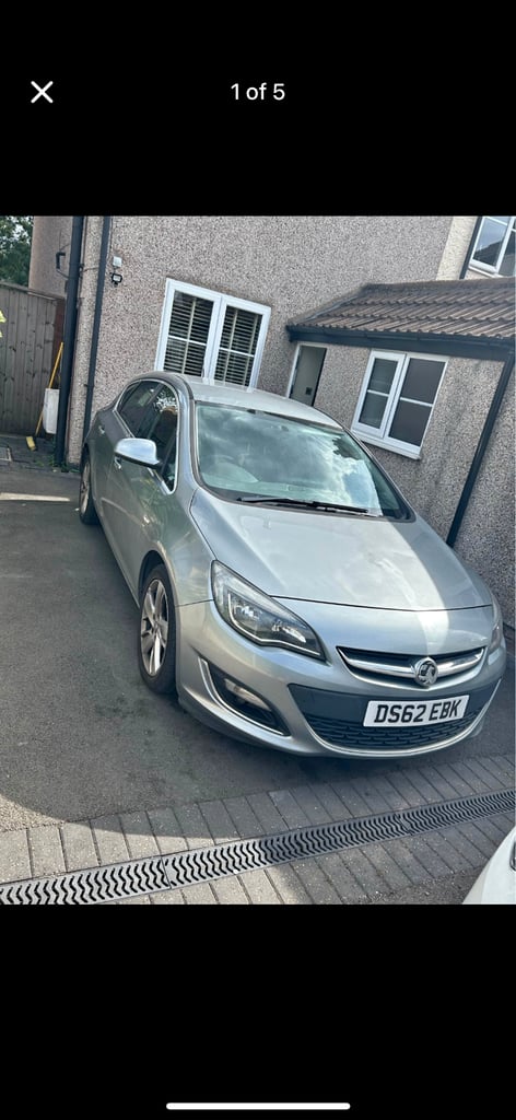 image for Vauxhall, ASTRA, Hatchback, 2013, Manual, 1956 (cc), 5 doors