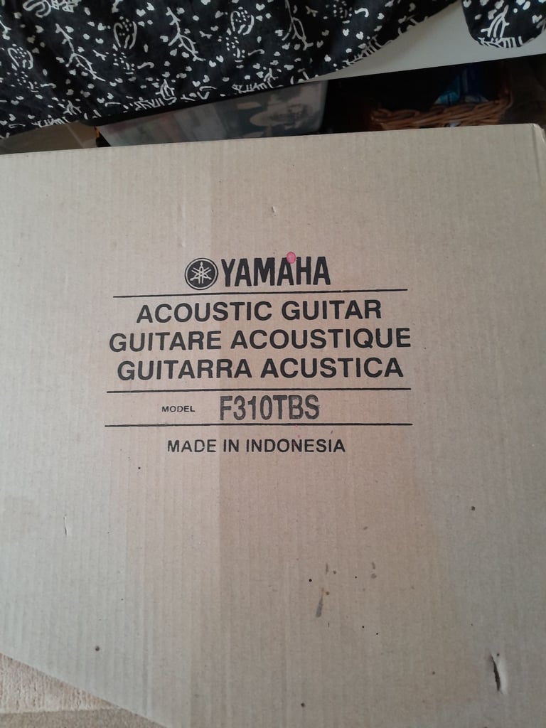 image for Yamaha F310TBS Acoustic Guitar