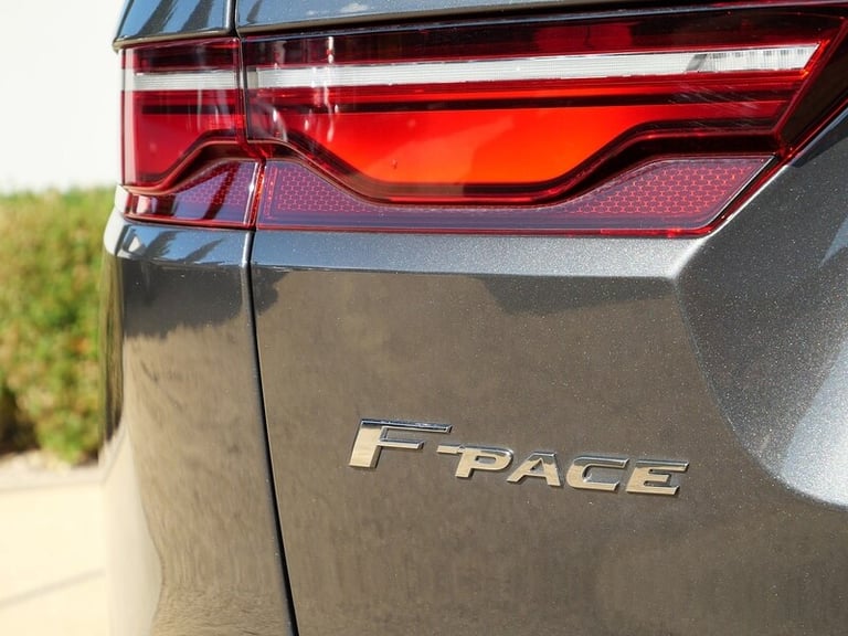 2022 Jaguar F-Pace 2.0 D200 MHEV R-Dynamic HSE SUV 5dr Diesel Auto AWD Euro 6 (s/s) (204 ps) SUV ...