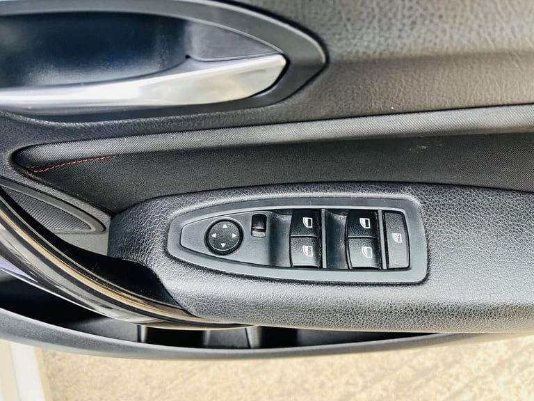 2015 BMW 1 Series 116i Sport 5dr HATCHBACK PETROL Manual