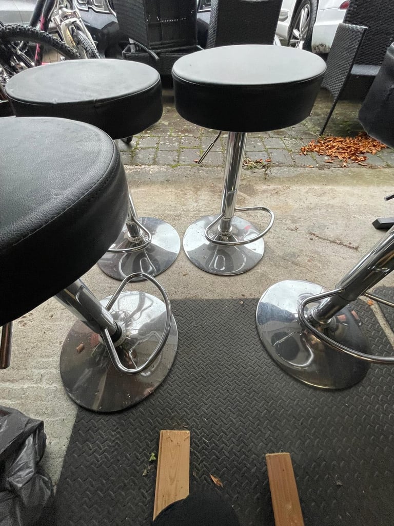 image for Kitchen bar stools x 4