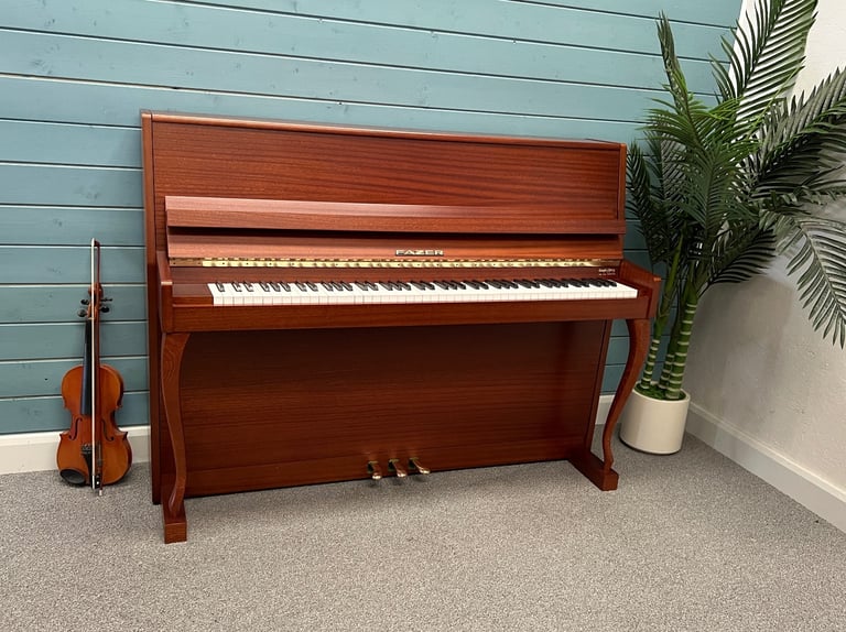 🎵🎹 QUALITY FAZER PIANO WITH LEGS. TUNED/SEEVICED/WARRANTY/DELIVERY🎹🎵