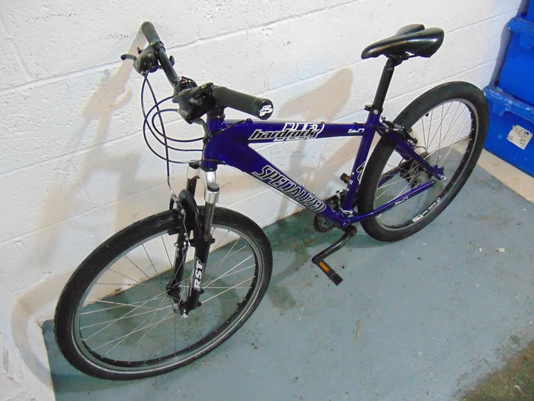 Specialized Hardrock (17 inch frame) Hardtail Mountain Bike (free local delivery)