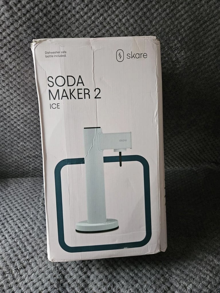 image for Skare Soda Maker 2 Steel, with a dishwasher safe 1 L bottle white RRP £80