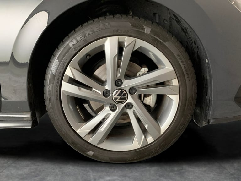 2023 Volkswagen Golf 1.5 eTSI MHEV R-Line Hatchback 5dr Petrol Hybrid DSG Euro 6 (s/s) (150 ps)  ...