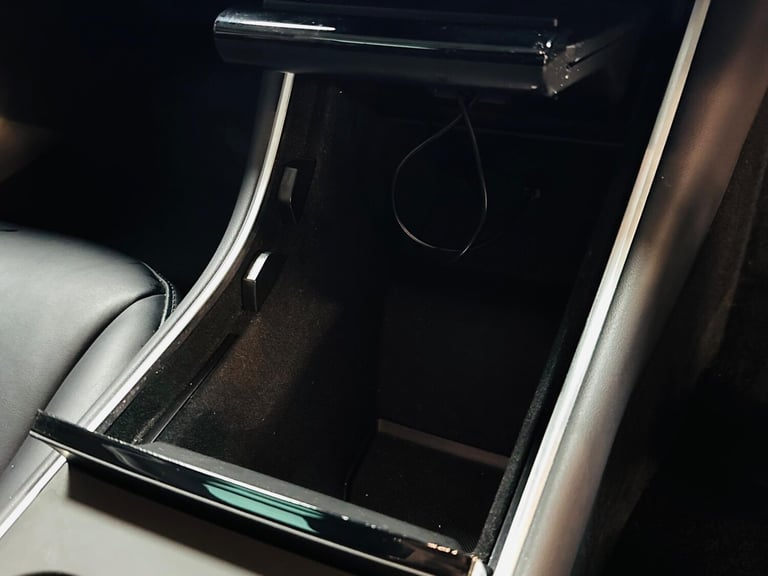 2019 Tesla Model 3 Standard Plus 4dr Auto SALOON ELECTRIC Automatic