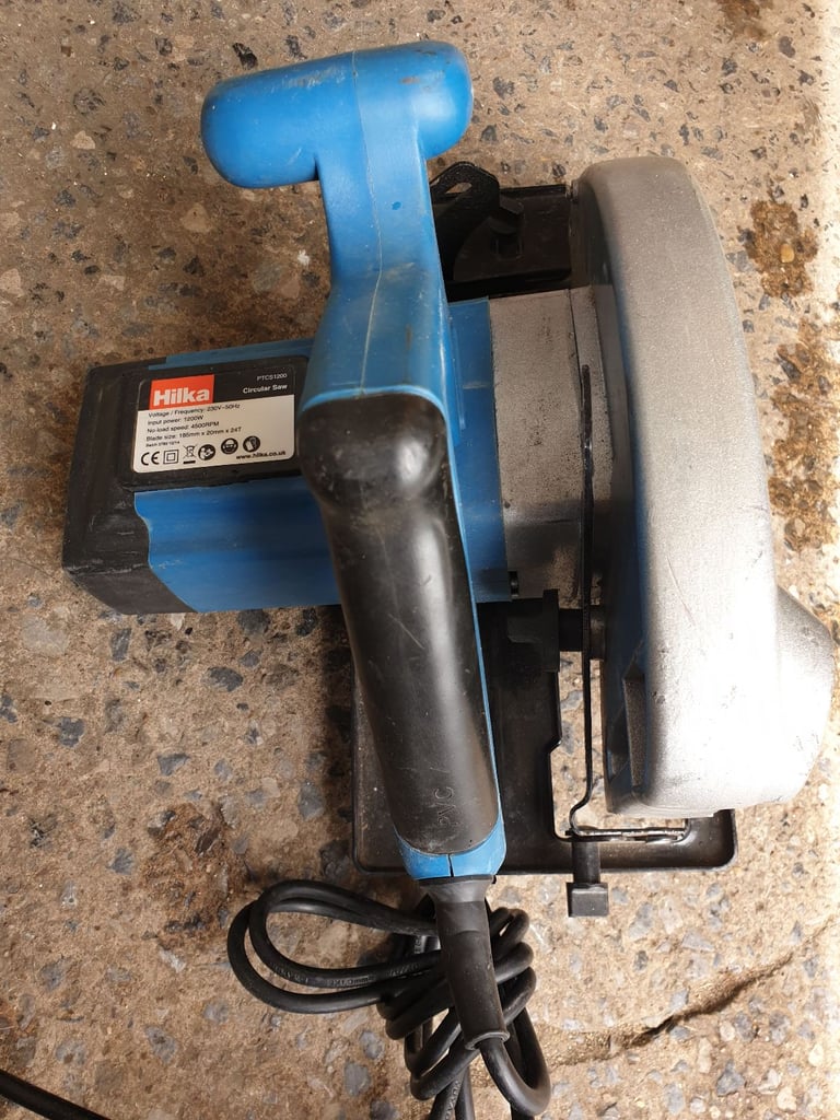 HILKA 240V 1200W 185MM CIRCULAR SAW IN GOOD WORKING ORDER WITH DECENT BLADE + CAN BE SEEN WORKING