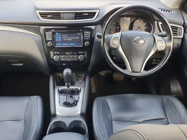 2016 Nissan Qashqai 1.6 dCi Tekna 5dr Xtronic Hatchback Diesel Automatic