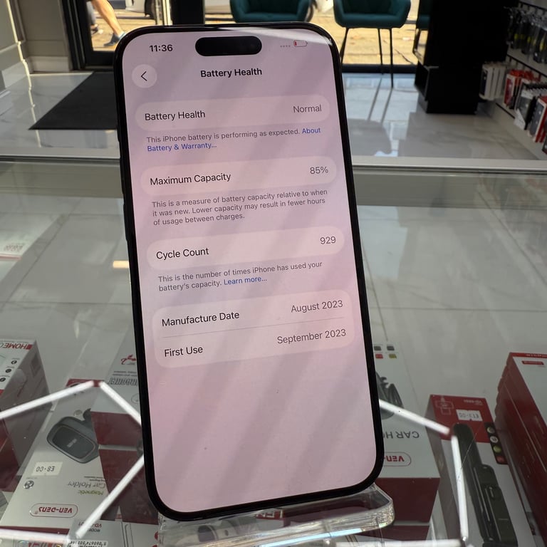 iPhone 15 Pro 128GB Unlocked 85%🔋