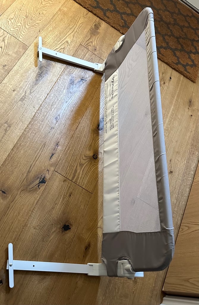 Bed rail