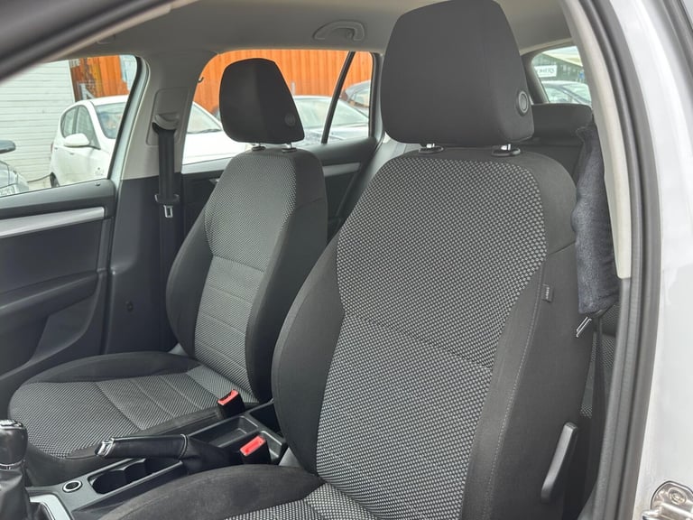 2014 Skoda Octavia 2.0 TDI Tour de France 4WD Euro 5 (s/s) 5dr ESTATE Diesel Manual