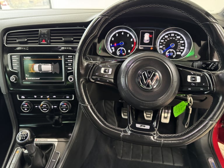 VOLKSWAGEN GOLF 2.0 TSI BlueMotion Tech R Red Manual Petrol 2015