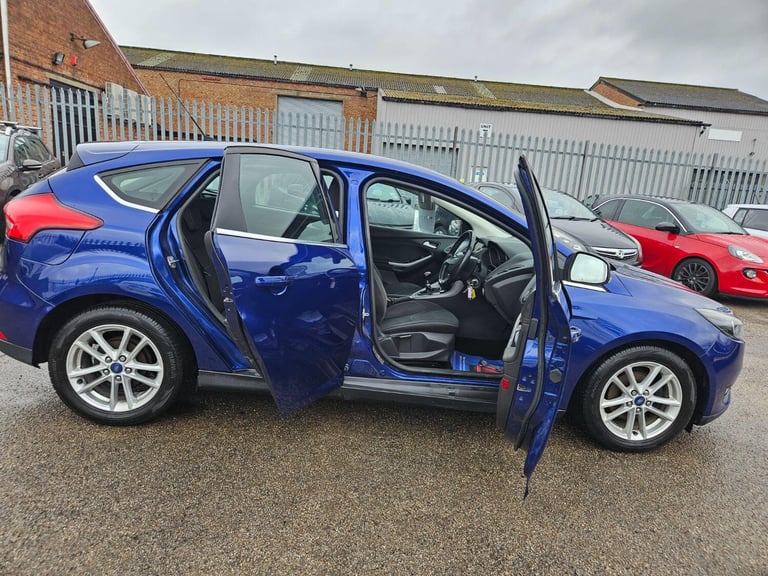 FORD FOCUS 1.5 TDCi Zetec 2016