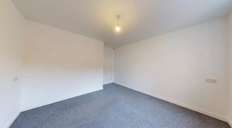 2 bed river flat for rent 