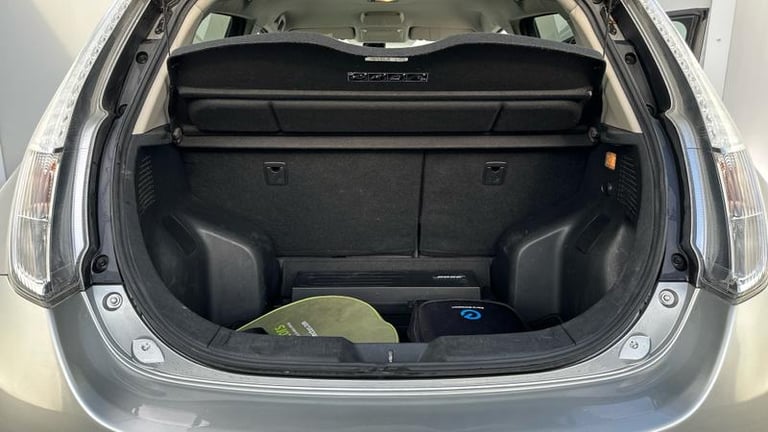 2015 Nissan Leaf 80kW Tekna 24kWh 5dr Auto HATCHBACK ELECTRIC Automatic