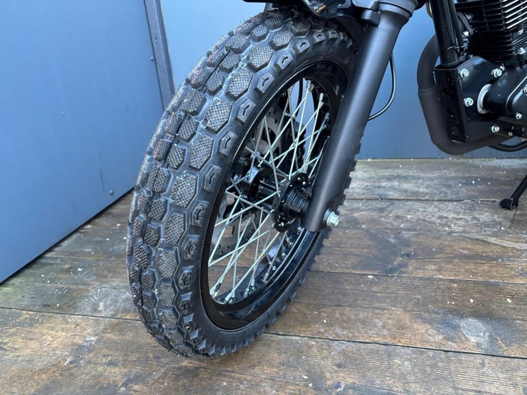 BIKE OF THE WEEK - Bluroc Legend 125cc Scrambler Motorcycle Mutt Bullit 125 