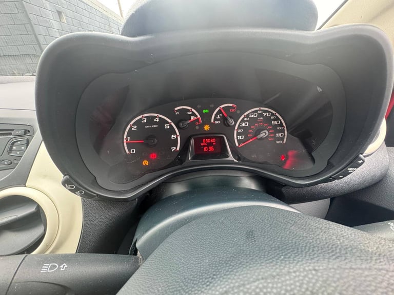 Ford, KA, Hatchback, 2014, Manual, 1242 (cc), 3 doors